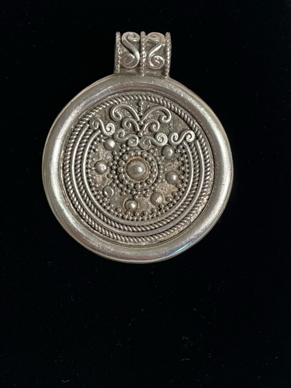 Ornate Filigree Round 925 Sterling Silver Pendant